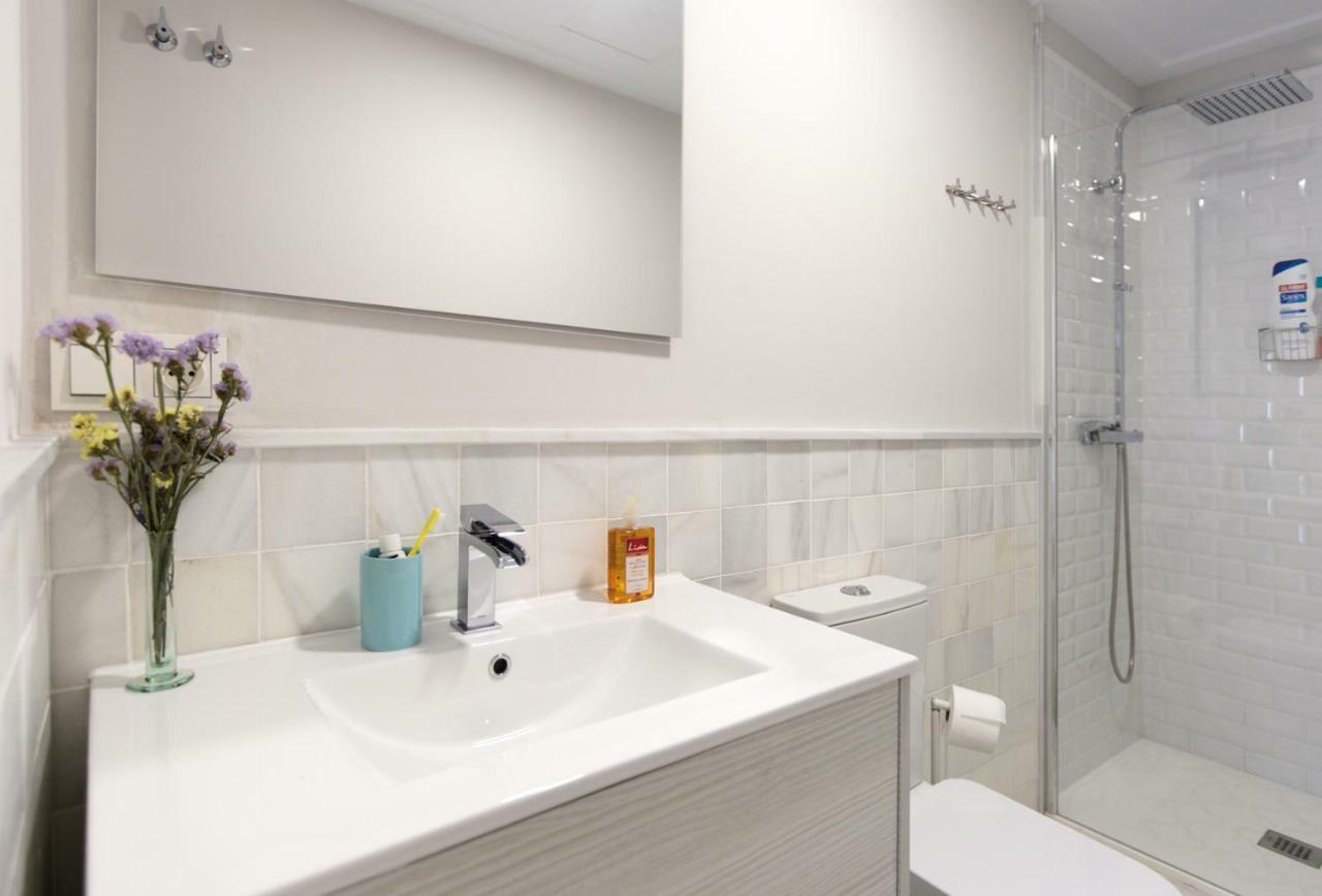 Apartamento De Diseno Con Jacuzzi Privado Granada Kültér fotó
