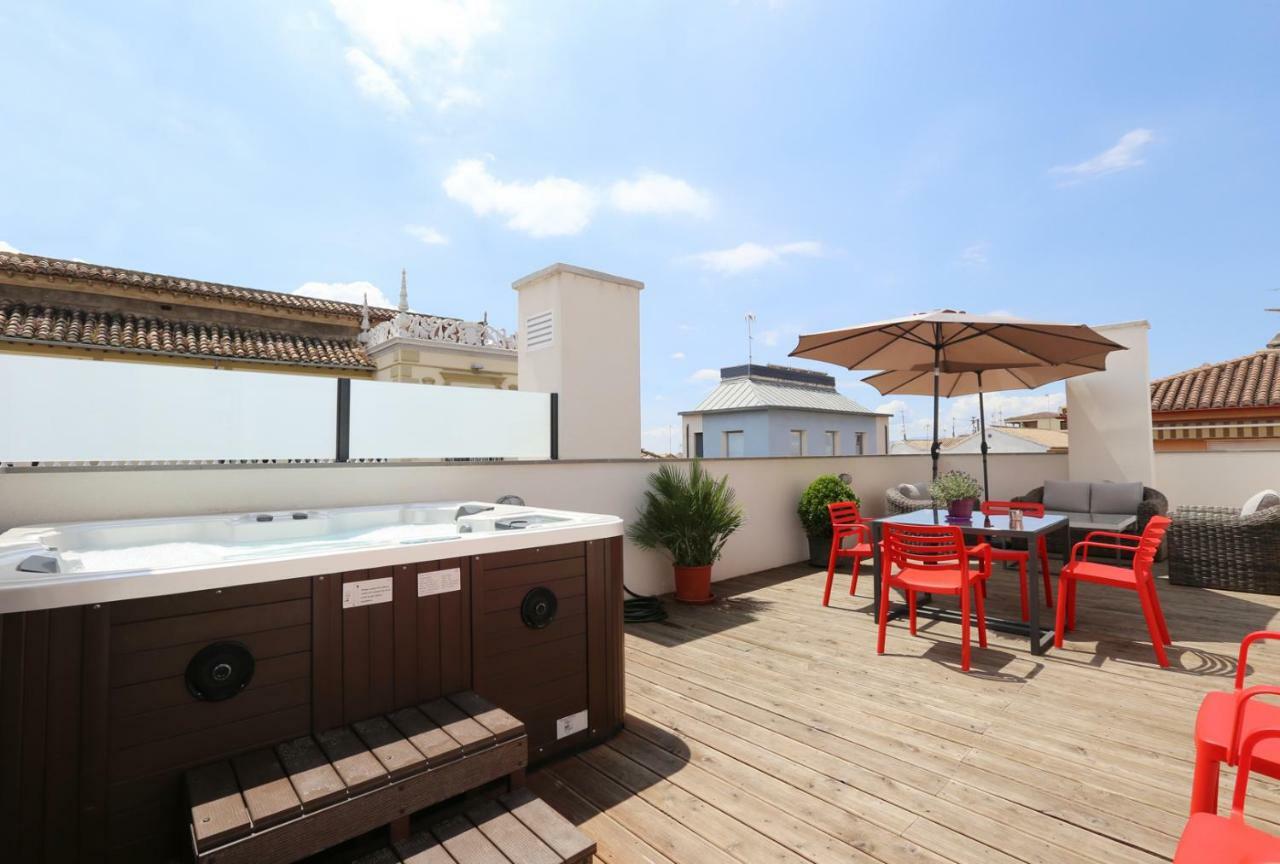 Apartamento De Diseno Con Jacuzzi Privado Granada Kültér fotó